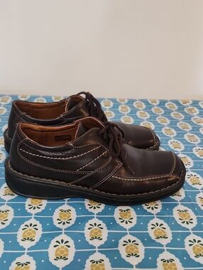 Josef Seibel Boys Brown Dress Shoes 4.5 Lace Up School